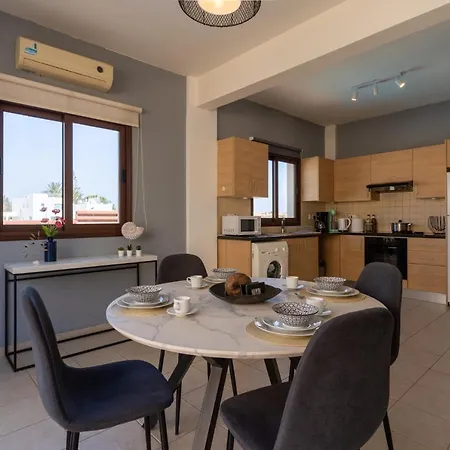Yasmina 3-br In Cape Greco Протарас