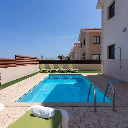 Yasmina 3-br In Cape Greco Вилла