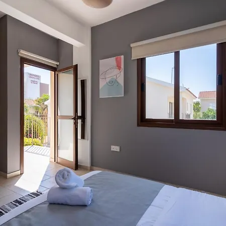 Yasmina 3-br In Cape Greco Протарас